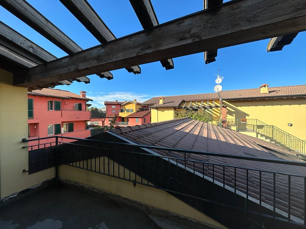 f518f345-007b-4054-a608-606b34b67fd6